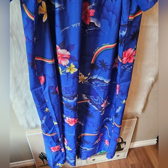 Aikane Authentic Hawaiian Floral Maxi Dress Mumu - Picture 3 of 10